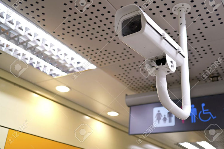 מצלמות אבטחה בנמל התעופה בחיפה